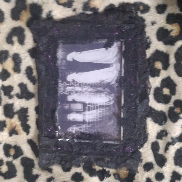 Ghost nuns - Picture 4 of 4